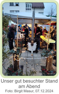 Unser gut besuchter Stand am Abend Foto: Birgit Masur, 07.12.2024