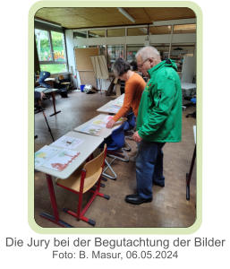 Die Jury bei der Begutachtung der Bilder  Foto: B. Masur, 06.05.2024